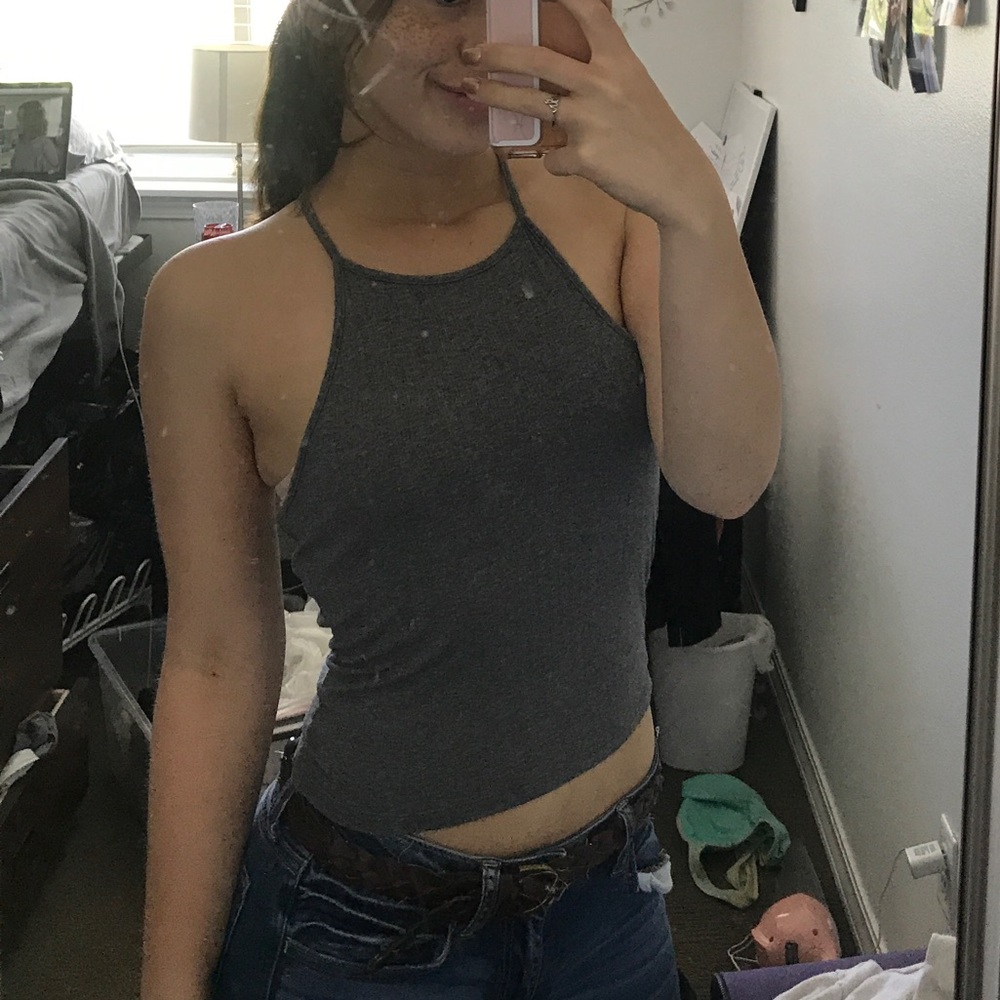 John Gault crop, halter top 💫